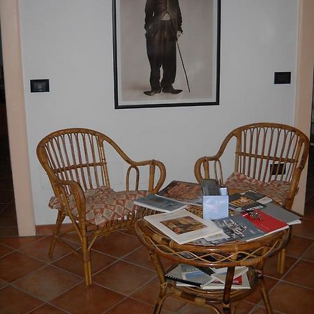 Tamara Charlie Chaplin Bed & Breakfast エクステリア 写真